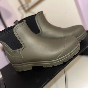 UGG Australia Droplet Rain Boots -Waterproof (women)